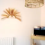 Le Boheme Apartment *